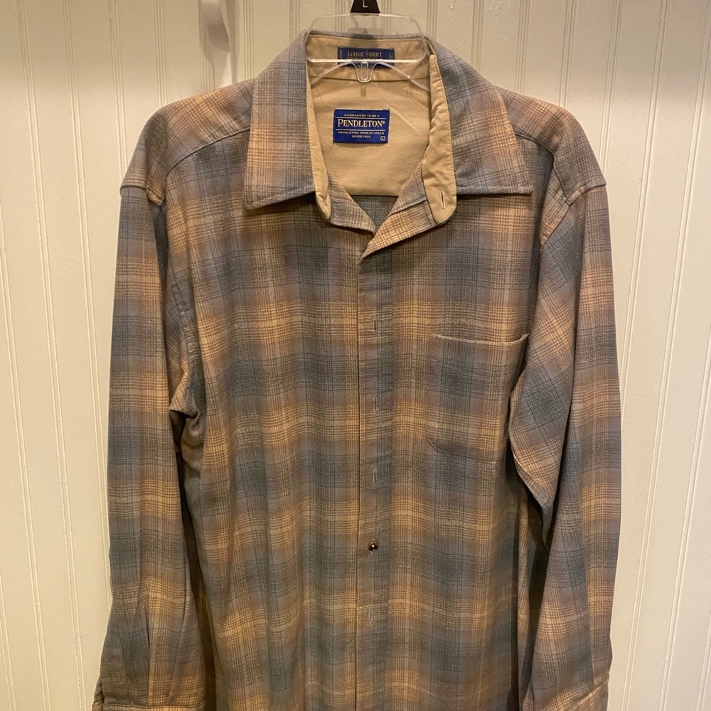 Men’s Pendleton, wolf lodge, shirt, size large